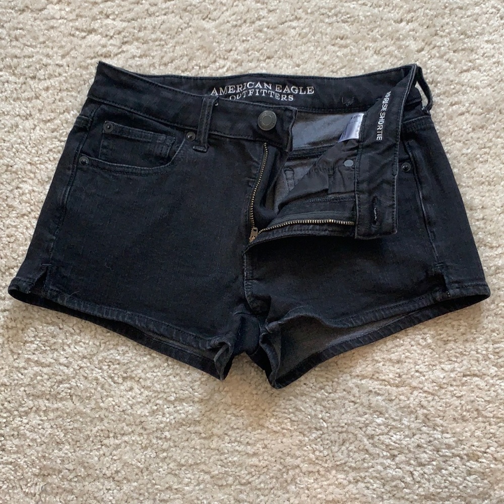 EUC AE hi-rise shortie